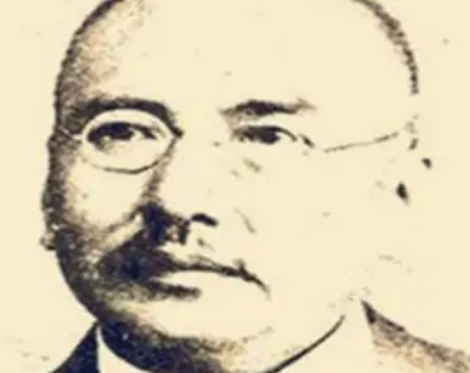  洪金宝是什么出身？家世怎么样？