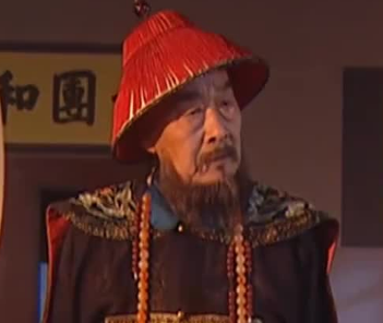 康熙帝对遏必隆是怎样的态度？他们关系好不好？