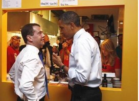  爱娃布劳恩是什么人？她嫂夫人的称呼是怎么来的？