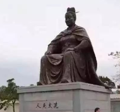 冼夫人和冯盎将军的关系如何？最早追溯到什么时期？