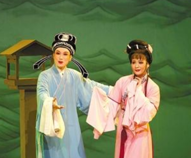 历史上真实的王十朋是怎样的？他的妻子是谁？