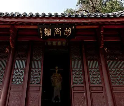 胡则的政治对手是谁？身份又是什么样的？