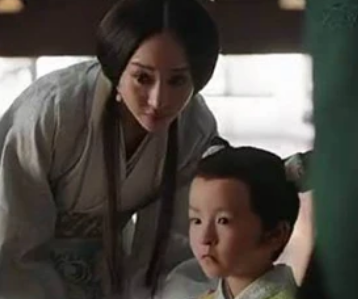 司马懿的宠姬柏夫人是什么人？她有几个孩子？