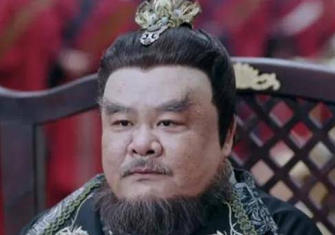 崔乾佑的背景资料，人生是什么样的？