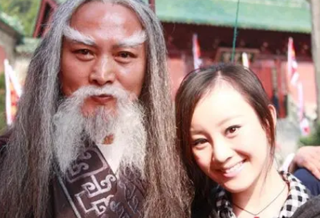 殷天正武功什么水平？实力有多强？