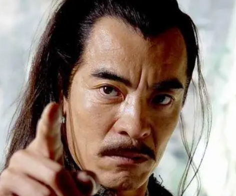  崇祯是如何对待对贺人龙的？是什么态度？