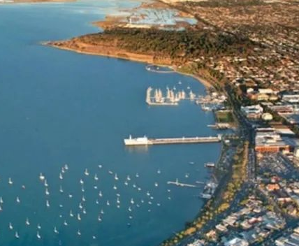 海岸线最长的国家有多长？国土面积有多大？