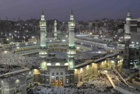  目前世界上首都最多国家是哪个国家？有多少个首都？