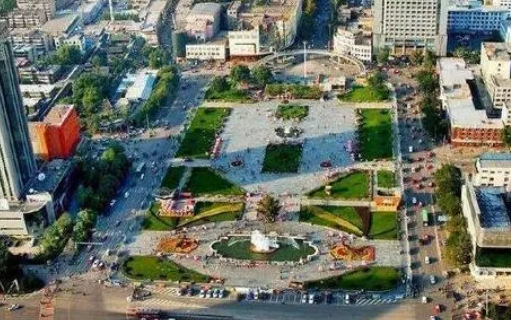 世界上最大的城市圈在什么地方？一共有多少人口？