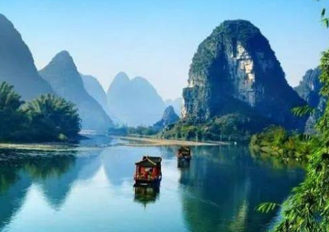  最自然的旅游城市在什么地方？有什么景色？