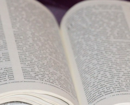 最畅销的书叫什么名字？作品有着怎样的影响力？