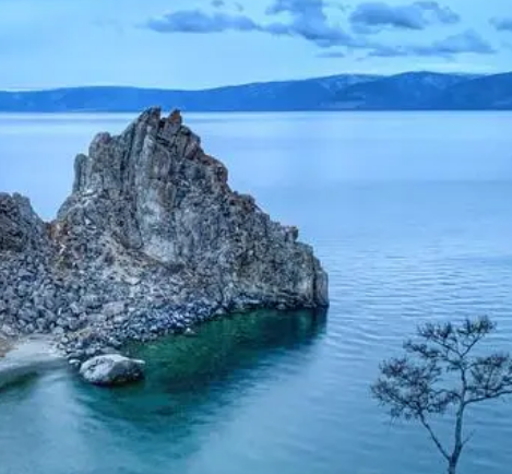 世界最深的湖在什么地方？又是怎么形成的？