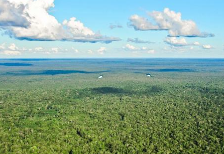 世界最大的平原有多大？在世界的什么位置？