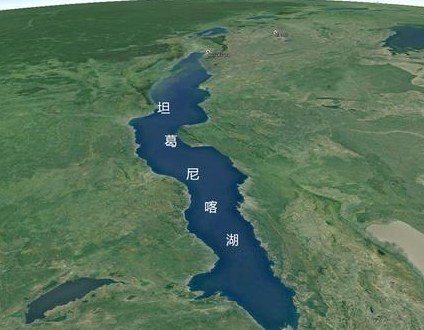 最深的湖泊有什么独特的地方？最深处到什么位置？