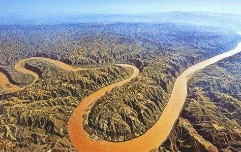 世界含沙量最大的河流叫什么？泥沙含量有多少？