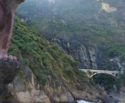 最深的河流峡谷在什么地方？又是怎么形成的？