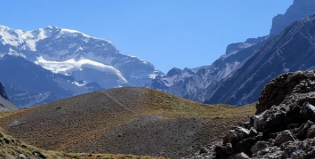 世界最高的死火山是什么？海拔有多少？ 