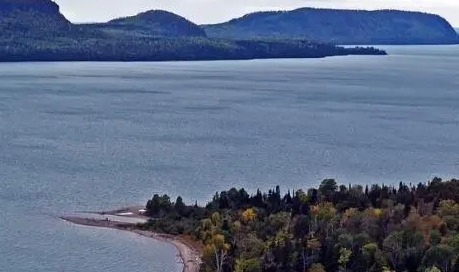 世界最大淡水湖群在什么地方？总体面积有多大？