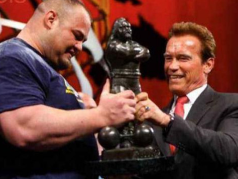  世界上最强壮的男性是哪些人？是哪个国家的？